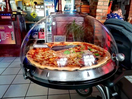 Classic New York Pizza